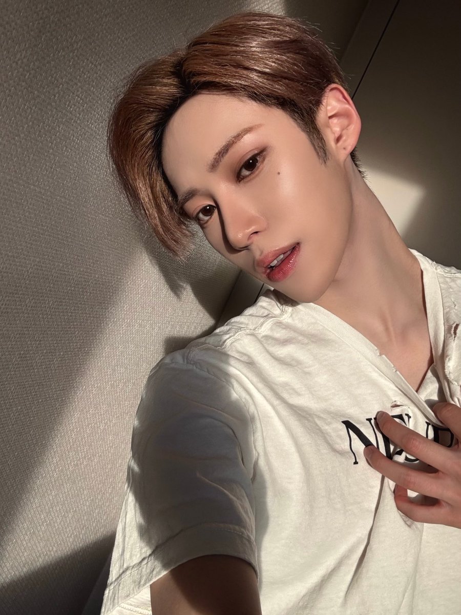 𝑔𝒾𝑔𝒾 𝜗𝜚⋆₊˚ tweet media