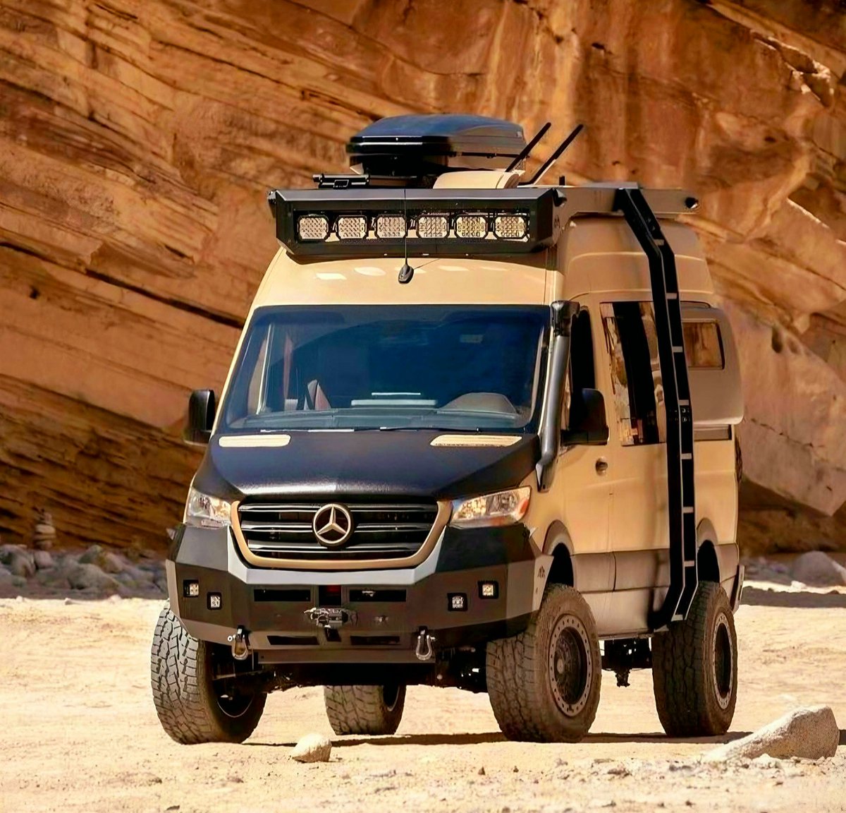 CamperFanPAGE's tweet image. Awesome Mercedes-Benz Sprinter off-road camper! 🚐🌟 #AdventureReady #VanLife