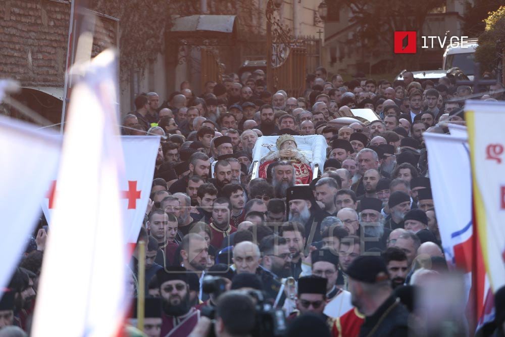 Zurab ☦︎ tweet media