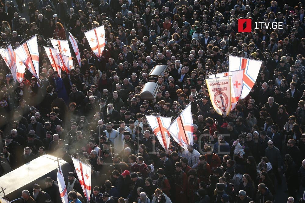 Zurab ☦︎ tweet media