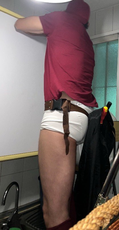 roxasgayxxx's tweet photo. Alguien necesita un manitas? En serio… no dudes en preguntar porque yo no dudaré en hacerlo en calzoncillos… o en bolas, depende lo grande que sea la chapuza no? 😝😈 @roxasgayxxx 

👉https://t.co/A7rITTtluI
👉https://t.co/t0YMF8JePQ
👉https://t.co/8ZH1rfwwOE

@hot_gay_content https://t.co/BEMA1ePHqf