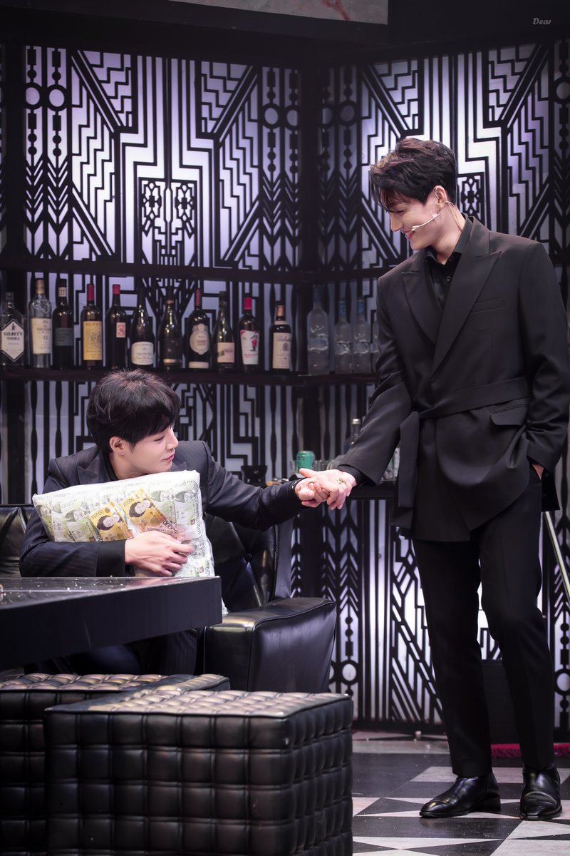 ๐๐๐๐_๐๐๐ โ *ใโ * tweet media