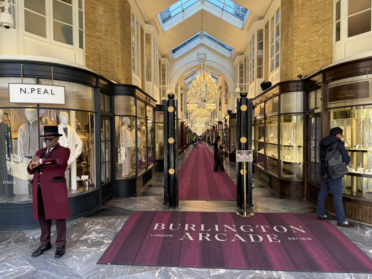 Alastair Hilton tweet media