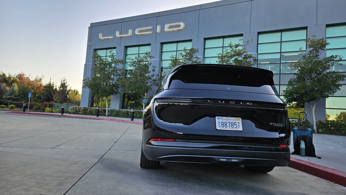 Shane Lindblom tweet media