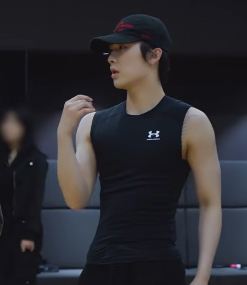 luna❄️ tweet media