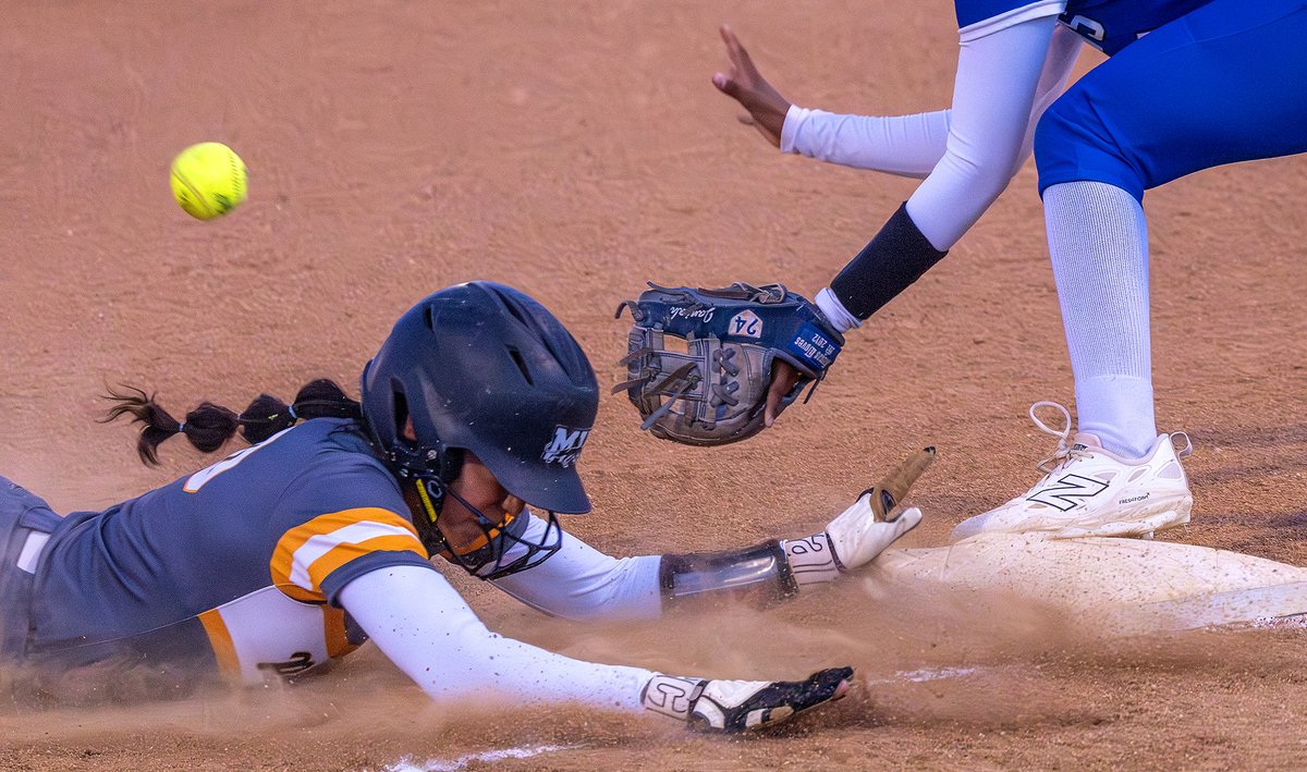 Medina Valley ISD tweet media