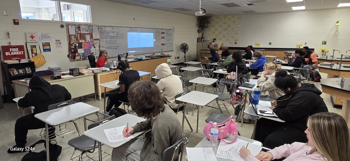 Mrs. DaMeka Whitehead tweet media