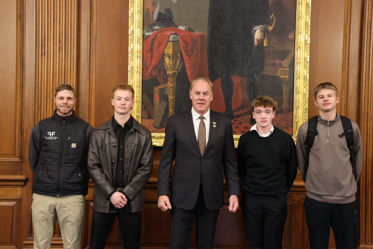 Rep Ryan Zinke tweet media