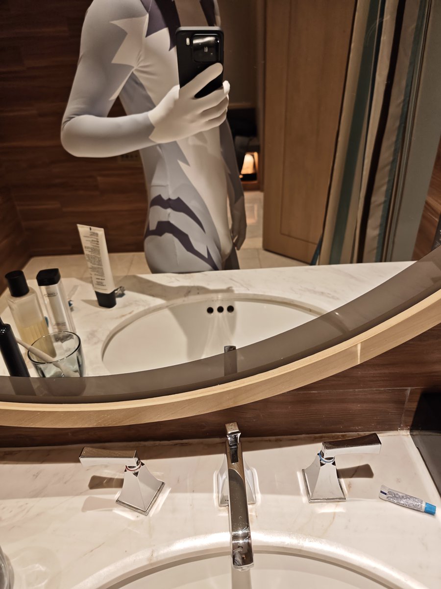 读作羽的祤🔜HF tweet media