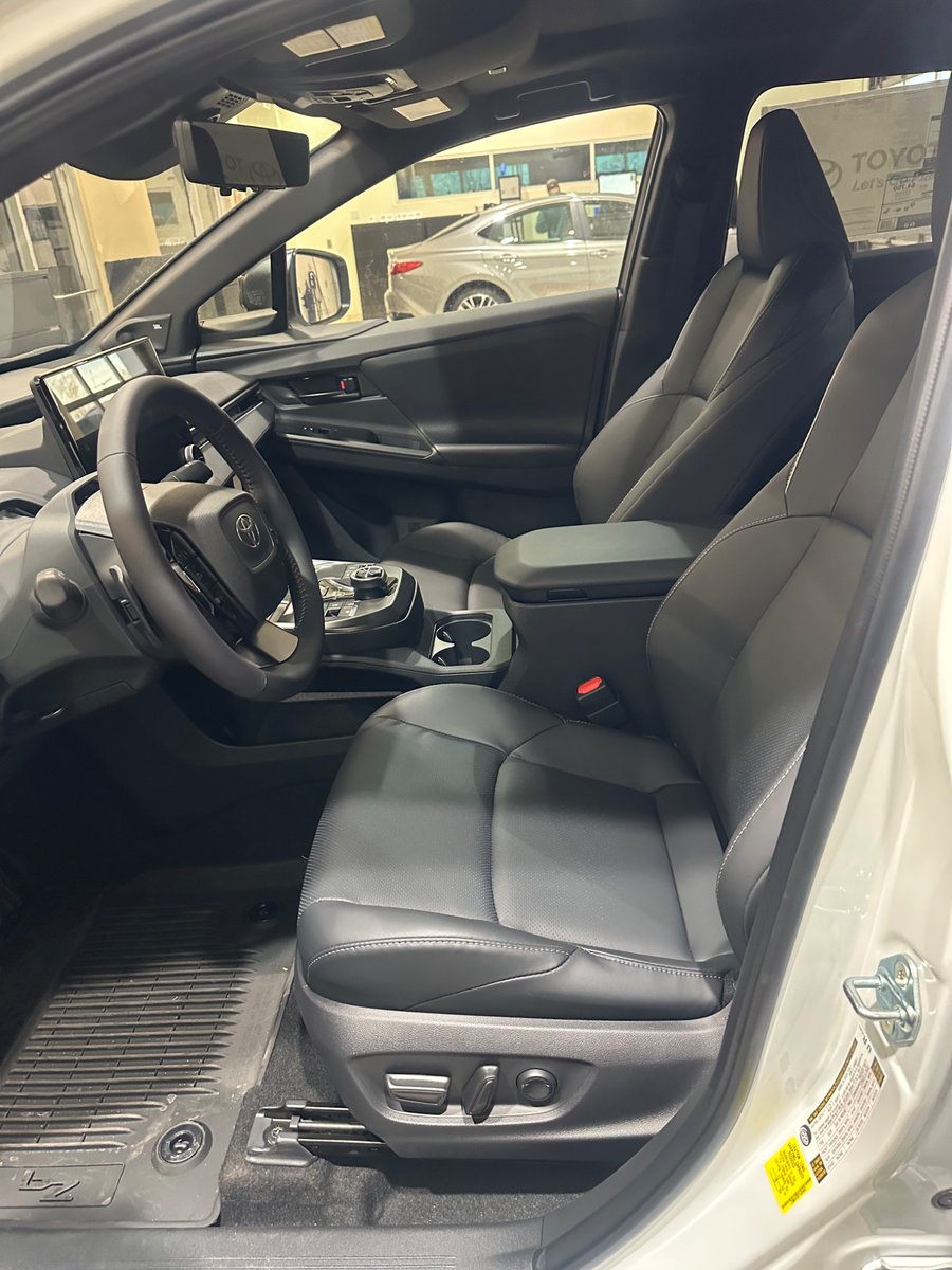 Kaitlyn ツ tweet media