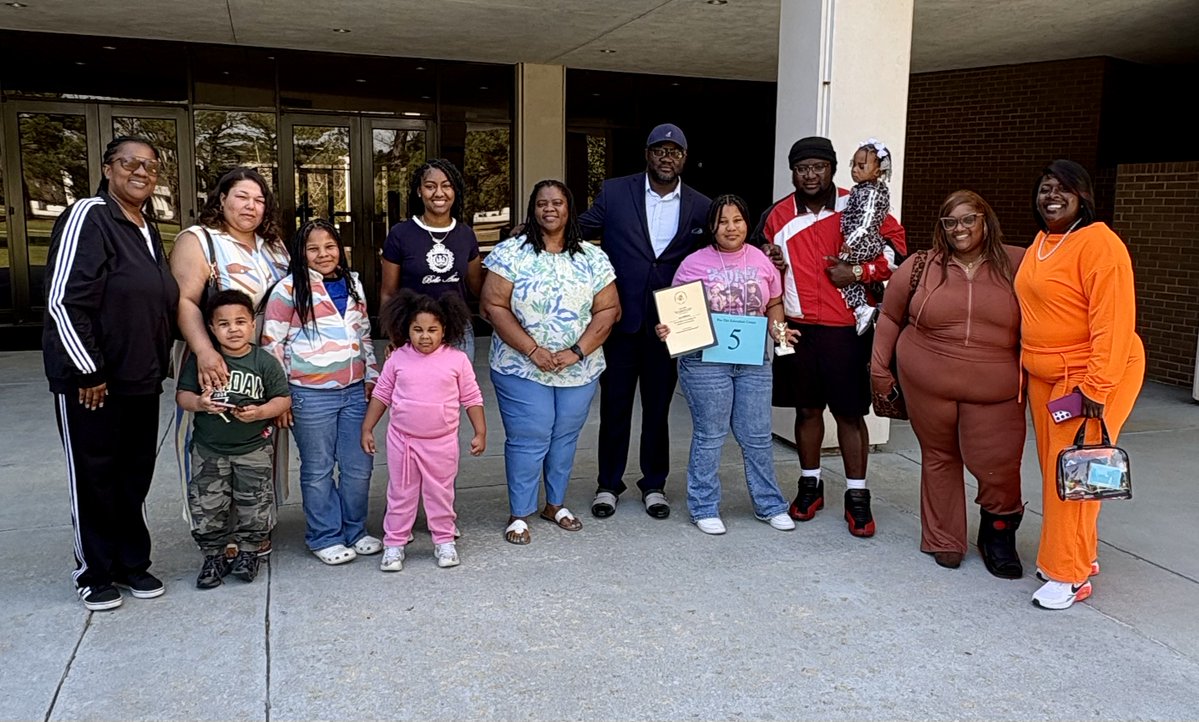 Dillon School District Four tweet media