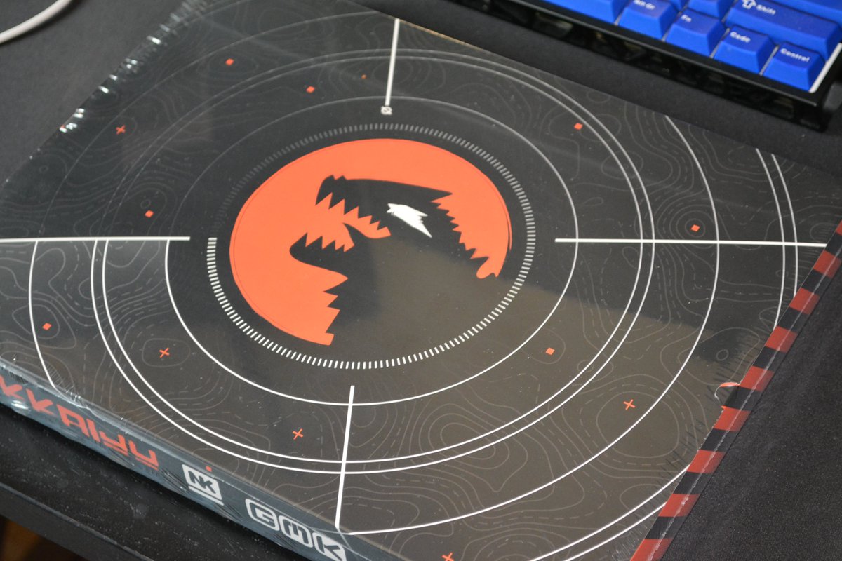 wha7z's tweet photo. Change of mood with this incredible Kaiju set 🦖 https://t.co/vRiwMioa59