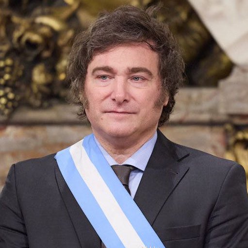 ANDRÉS.Cu tweet media