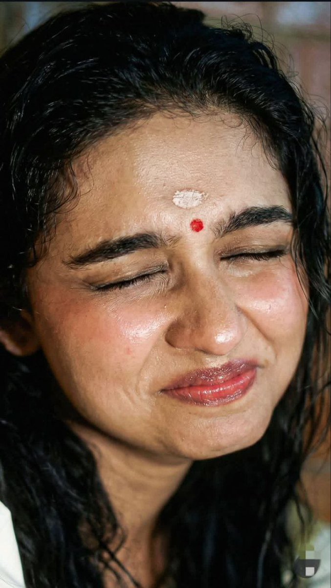 D E V I L tweet media