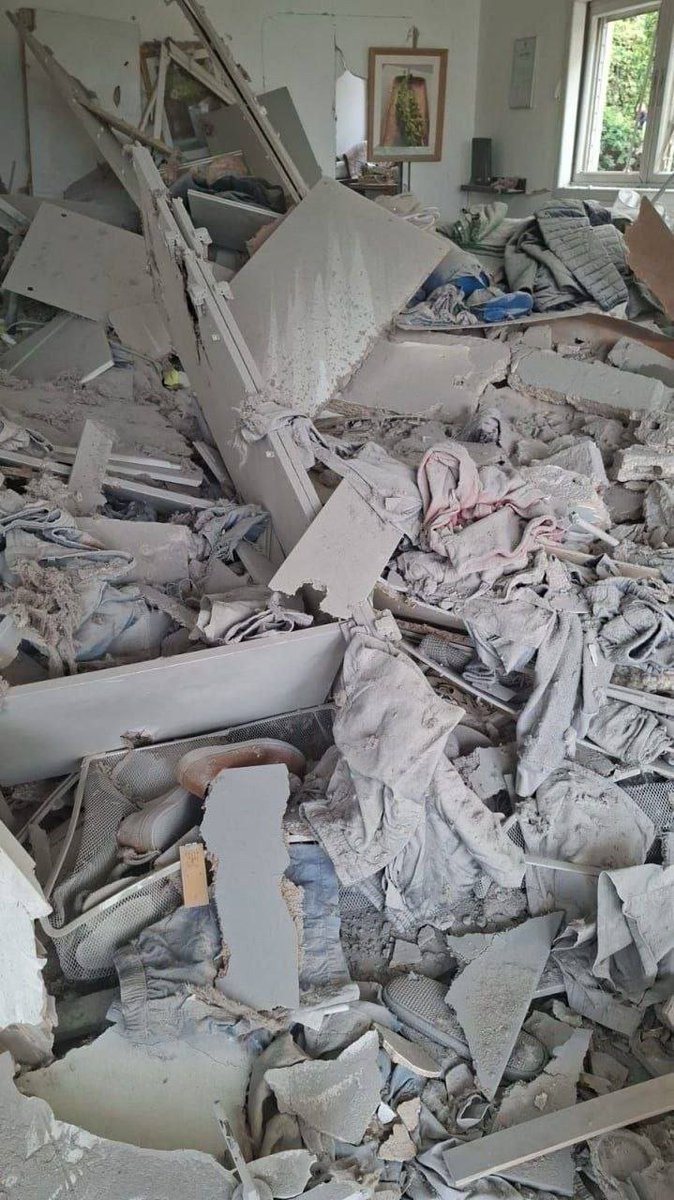 POPULAR FRONT tweet media