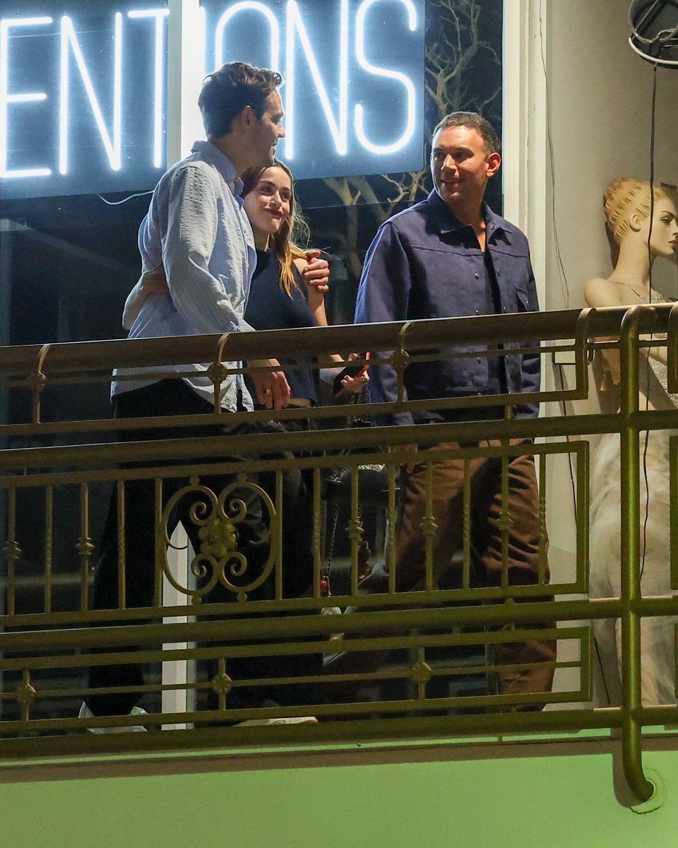 best of kiernan shipka tweet media