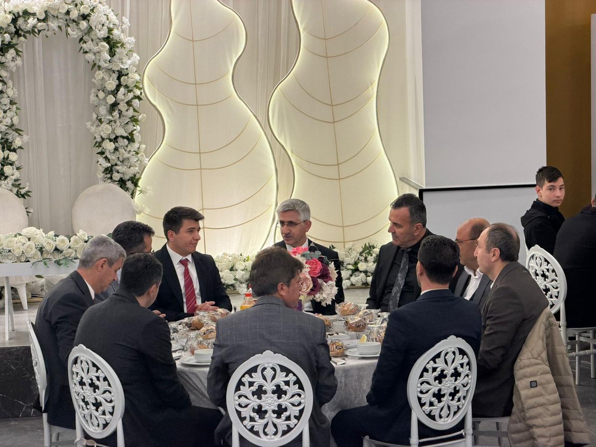 yilmaznazif's tweet photo. Konya Sürücü Kursları Derneğinin iftarında Konya ve ilçelerindeki sürücü kurslarının kurucuları ile bir araya geldik. Orta Anadolu Sürücü Kursları Federasyonu Başk. Sn. Serdar Tepeöz ve Konya Sürücü Kursları Derneği Başk. Sn. Selman Ceylan'a ve ekibine çok teşekkür ediyorum... https://t.co/9rQfiMpy3u