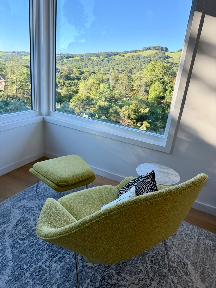 The Girl with the Mozart Tattoo tweet media