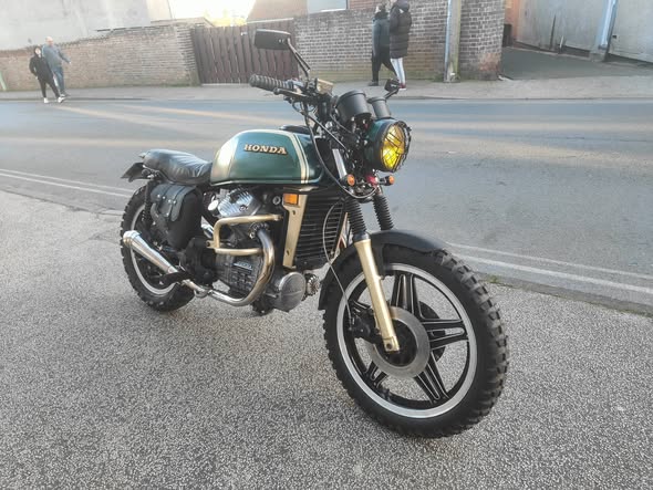 gary licence tweet media