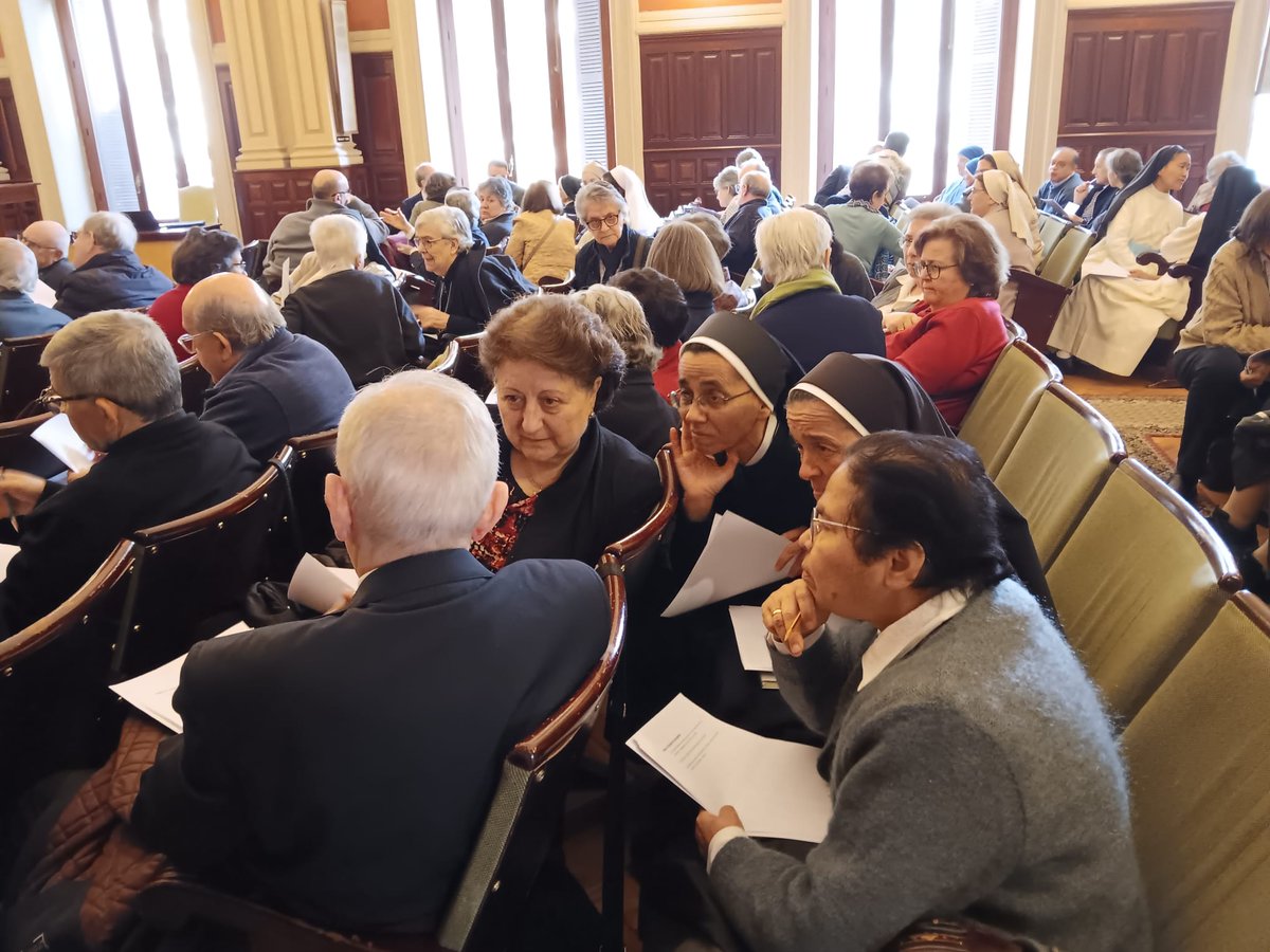 Archidiócesis de Madrid tweet media