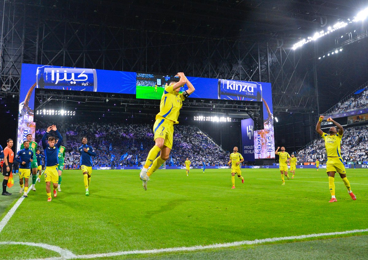 Nfcdiario's tweet photo. 🚨🚨🚨🚨🚨🚨🎙️- ياسين بونو :

عندما نلعب ضد النصر تشعر وكأنك تلعب في دوري أبطال أوروبا https://t.co/GHG0alv94X