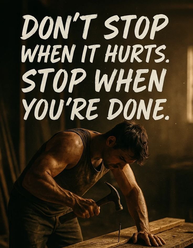 FiveFitness's tweet image. Too many people give up when times get hard. They look for excuses rather than solutions! If you want to be successful, you have to break the barriers that want to hold you back! 

#Motivation #DontQuit #Dreams #Goals #Success