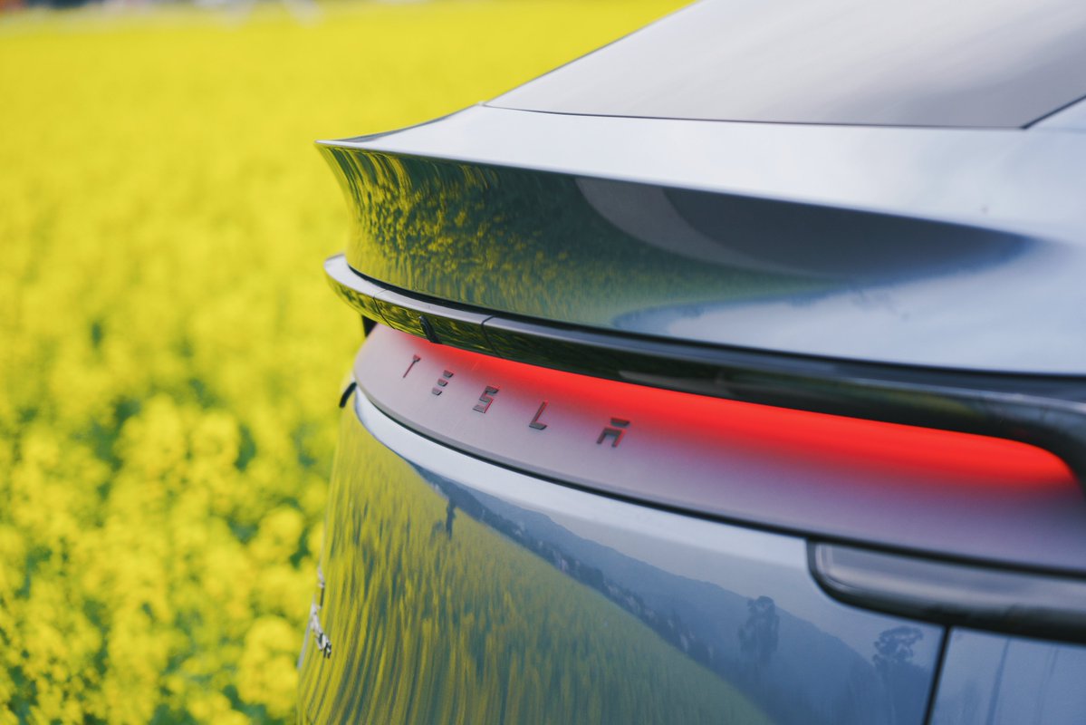 Tesla Asia tweet media