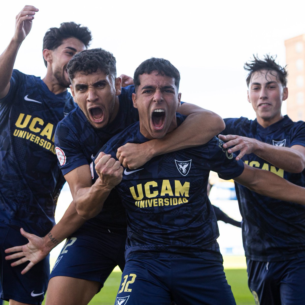 Orgullo, carácter y compromiso.

Así se juega un #ÁguilasUCAMMurcia💙