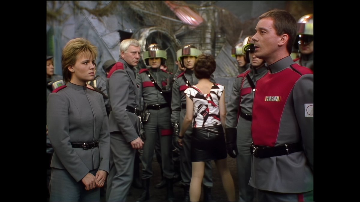 sarah is sad tweet media