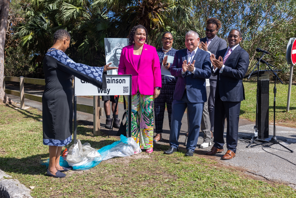 Bermuda Government tweet media