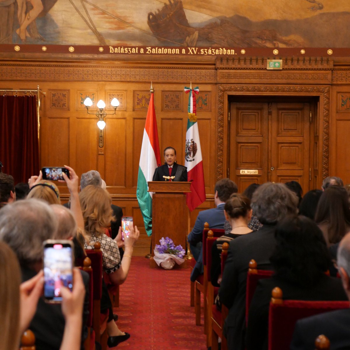 Embajada de México en Hungría tweet media