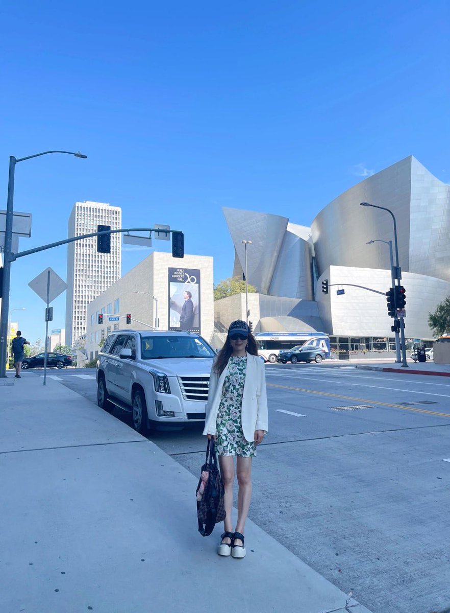 Melissa Chessher tweet media