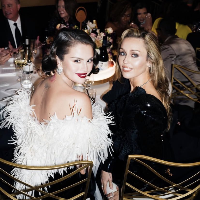 Pop Fest tweet media