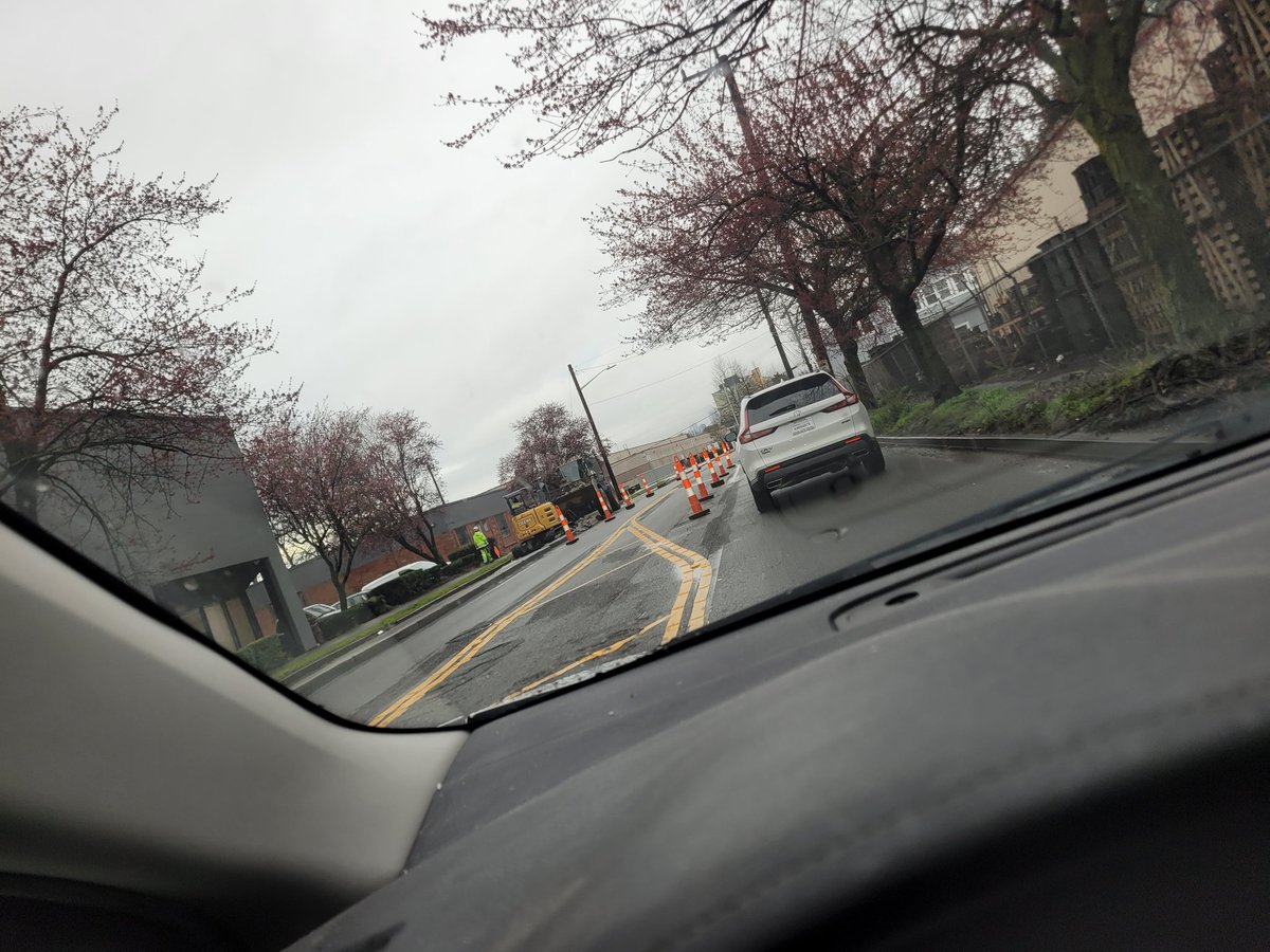 Around_Seattle tweet media