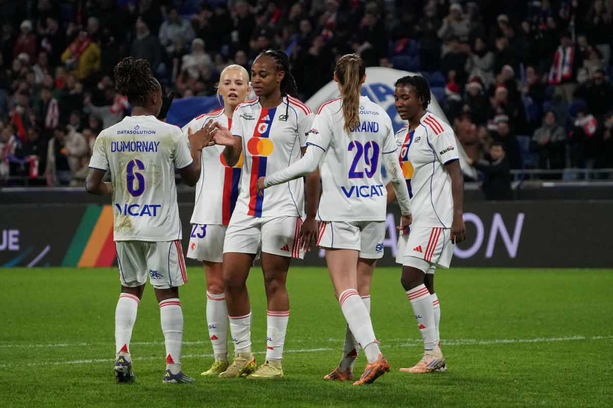 Daniel_MRQ's tweet photo. L'@ol__lyonnes a signé son plus large succès à domicile cette saison face au Havre (7-0), n'ayant plus gagné aussi largement sur ses terres en #CDFF depuis janvier 2020 (9-1 v OM). Balade #OLLHAC https://t.co/mTrYupdOXD