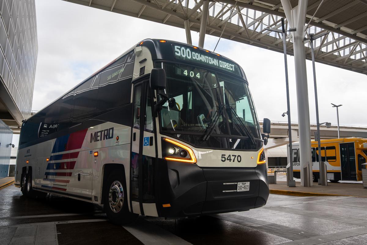 Bush Airport tweet media