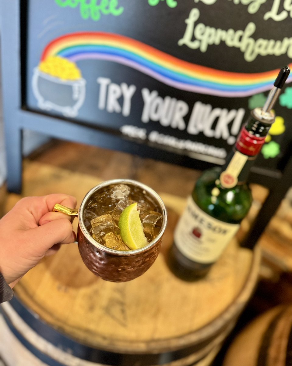 FatHeadsPGH's tweet photo. We’re back and feelin lucky! The cocktails, Headwiches, and pints are flowing – See yinz soon🍀 https://t.co/4qoJQ3XlH1
