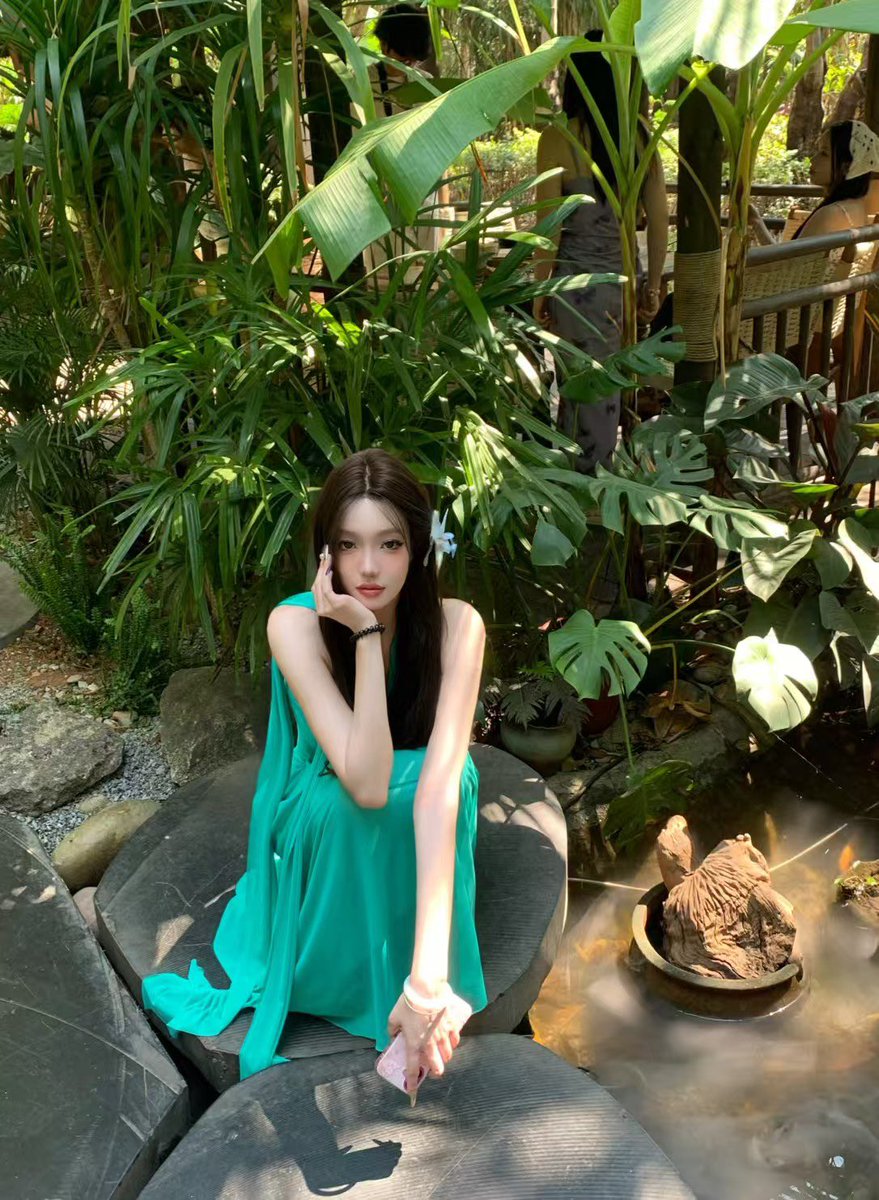 ZoeyiiLovee's tweet photo. 淡淡的 顺顺的 #4i #iiis https://t.co/7ryip9bEYi