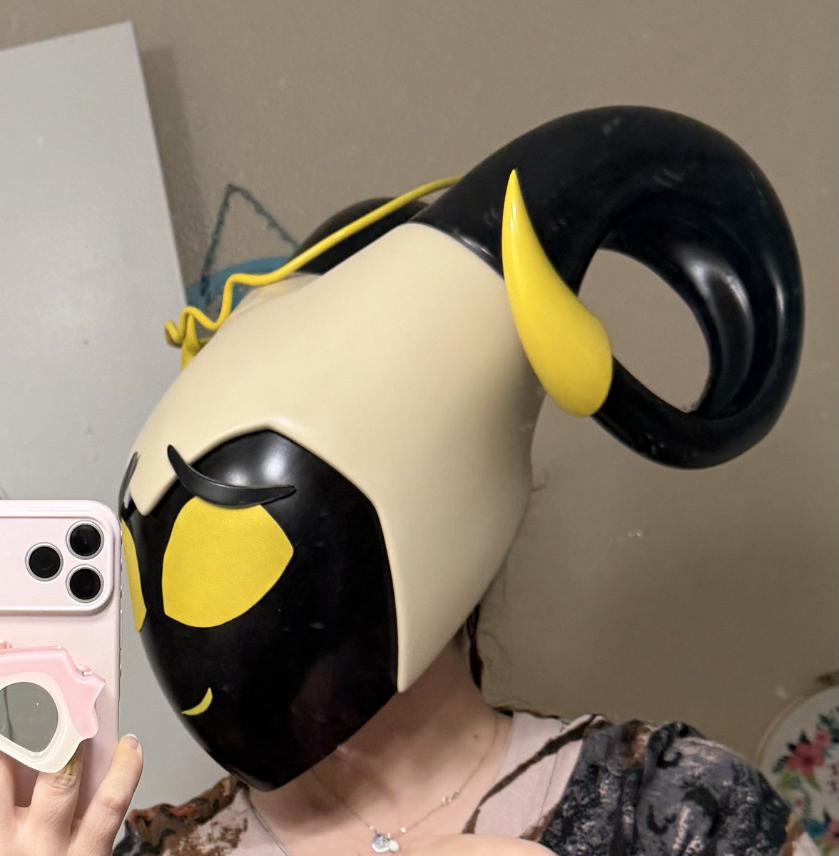 pink 🐷💘 MEGACON 2026 tweet media