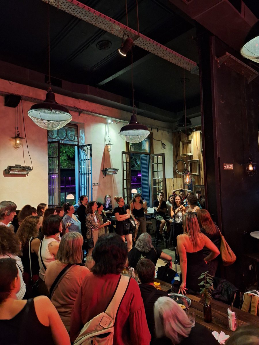 Dealer de lecturas tweet media