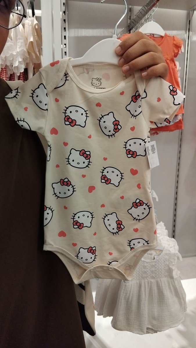 1fashioninspo | by girls18k ✨ (@onefashioninspo) on Twitter photo 