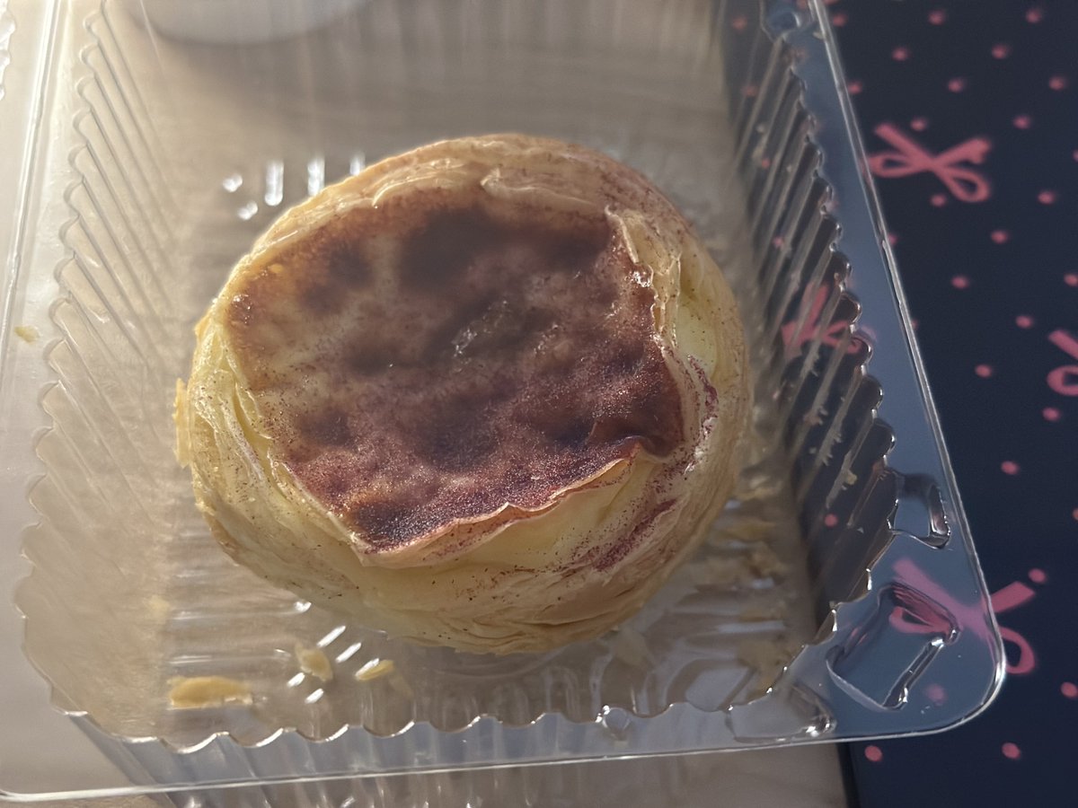 她一定坏坏的 tweet media