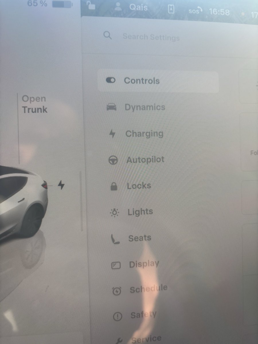 Tesla X Hub EU tweet media
