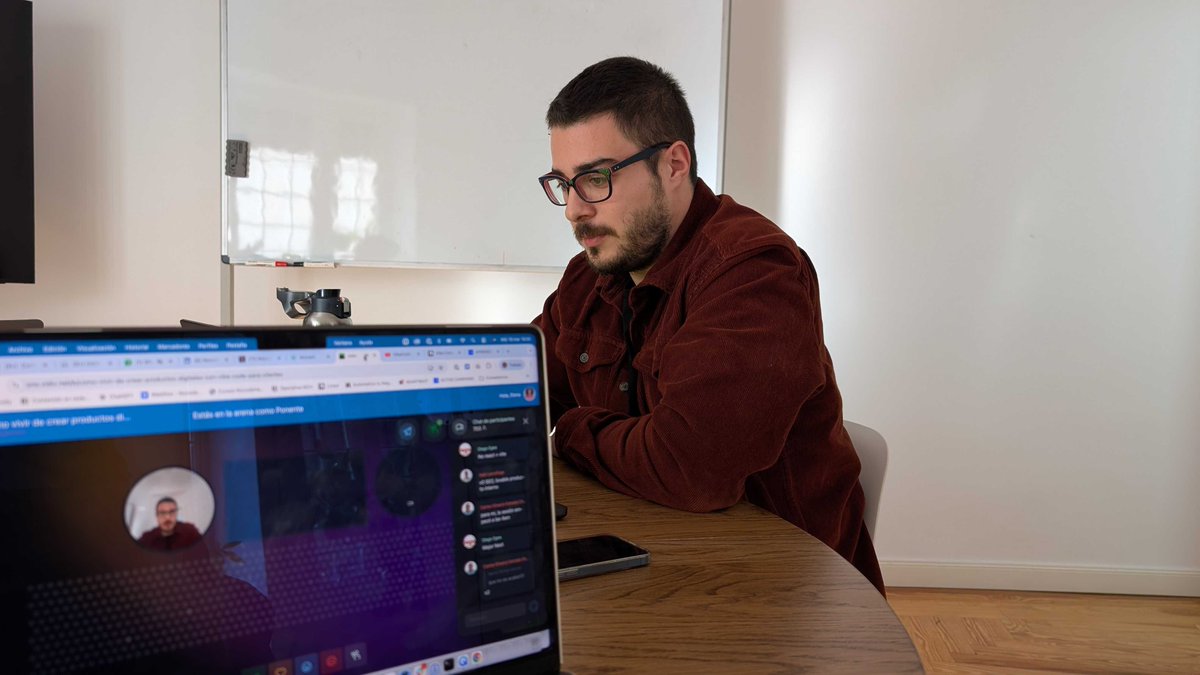 NocodeHackers tweet media