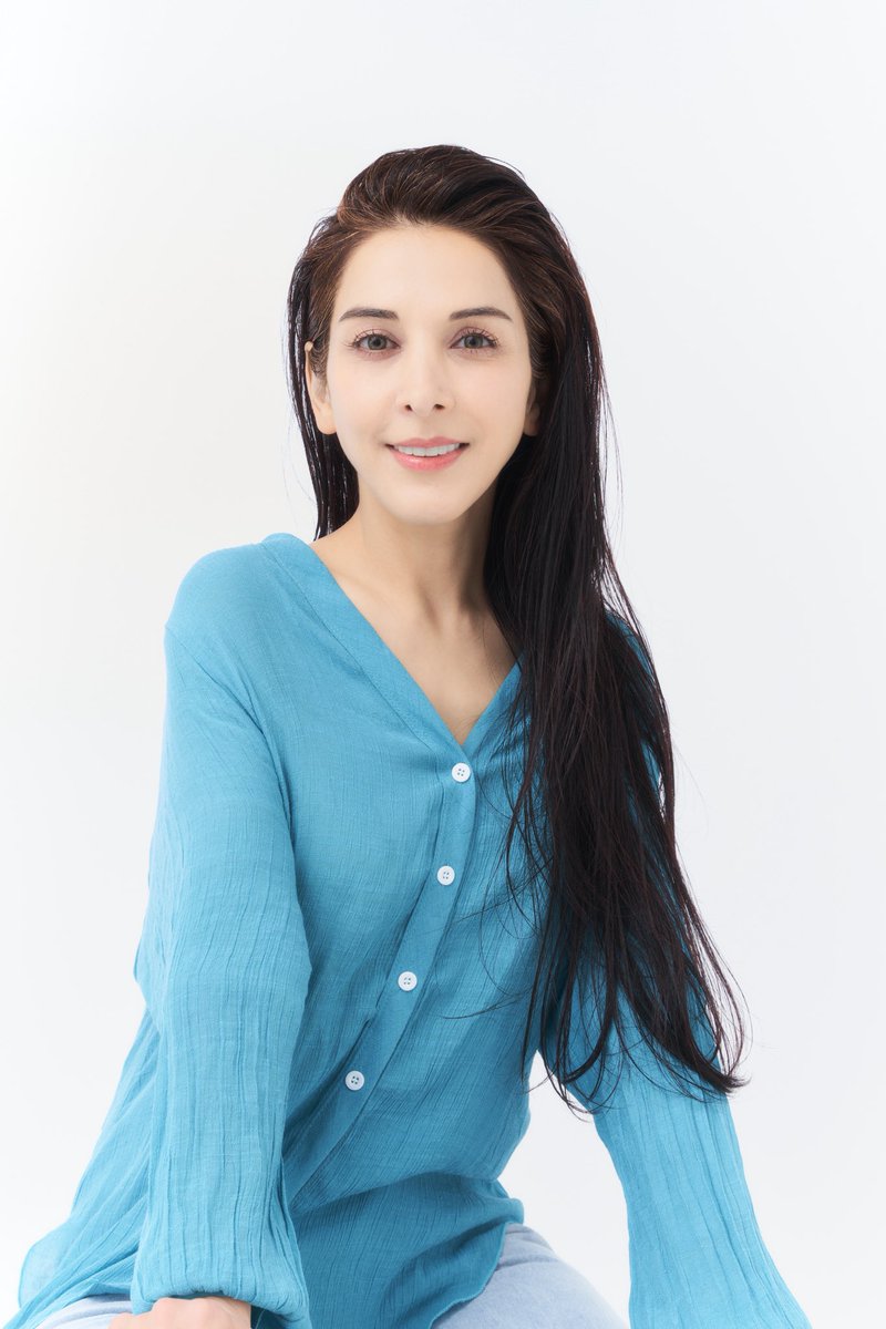 【Reflection  - Theatrical Live -】
featuring Ballantine’s

【出演者紹介】
サヘル・ローズ
表現者
イラン出身。7歳までイランの孤児院で過ごし、8歳で来日。
舞台『恭しき娼婦』では主演を務め、主演映画『冷たい床』ではミラノ国際映画祭をはじめとする様々な映画祭にて賞を受賞。