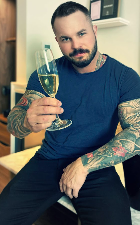 Julian Bleak tweet media