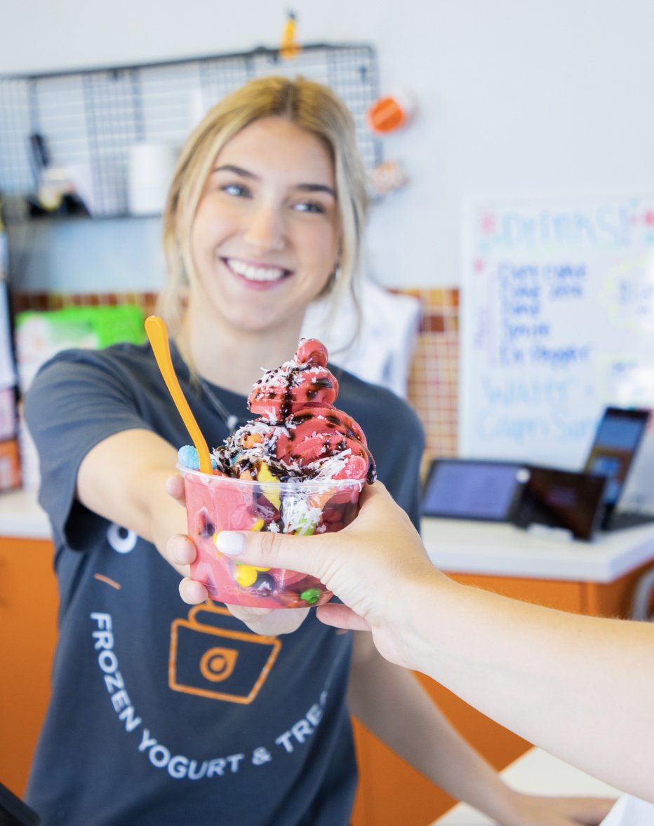 Orange Leaf Frozen Yogurt tweet media