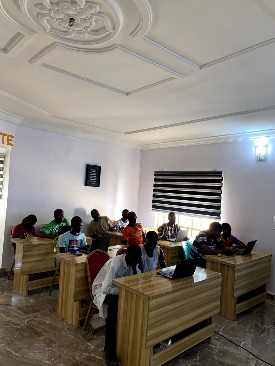 Langtang Innovation Hub tweet media