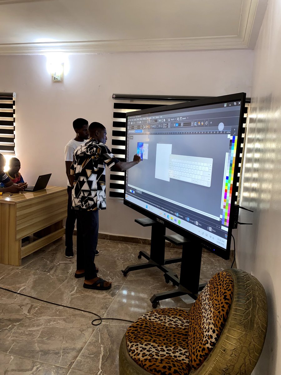 Langtang Innovation Hub tweet media