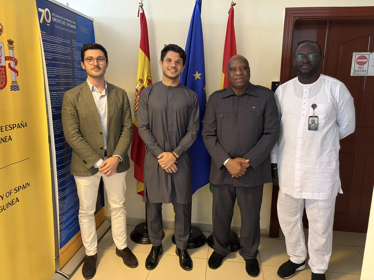 Embajada de España en Guinea tweet media